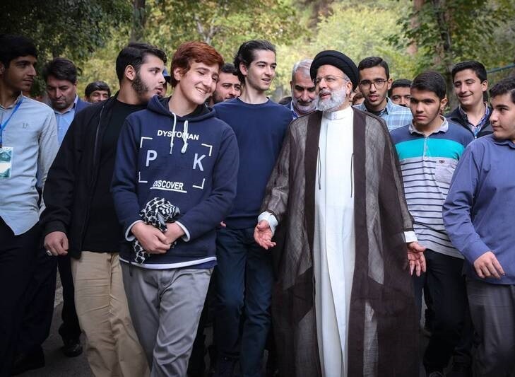 خانم خیری بخواند