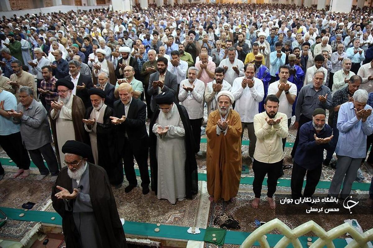 اقامه نماز عید سعید قربان در قم و مشهد