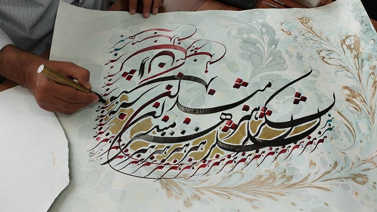 هنرمندان پرچمدار حماسه حضور در عرصه‌های فرهنگی و سیاسی کشور هستند
