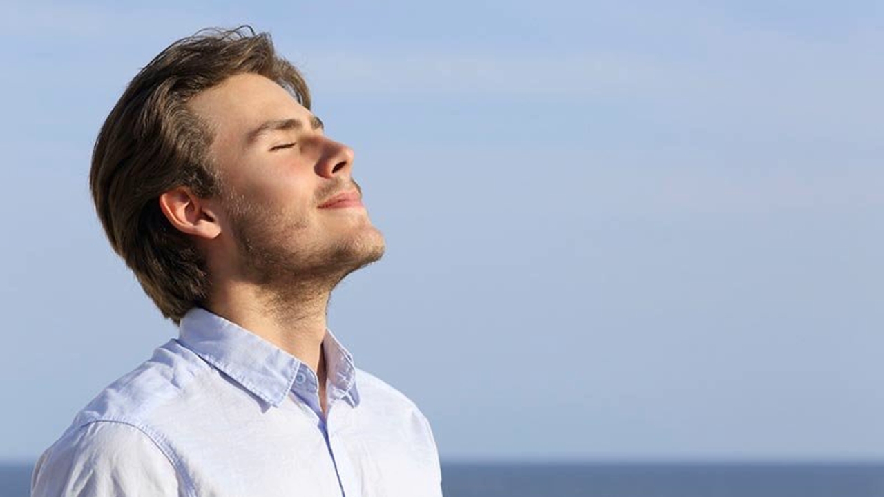 افزایش انرژی با تنفس عمیق صبحگاهی