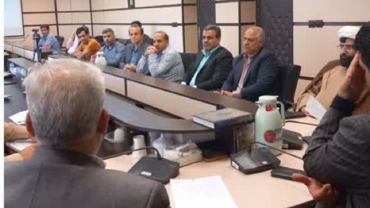 جلسه ساماندهی اتباع در گرمسار