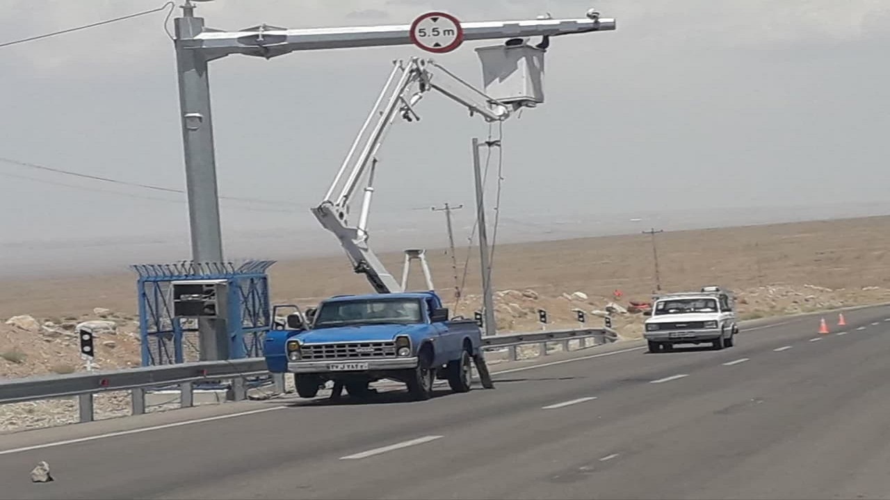 به روز رسانی سامانه‌های کنترل سرعت در مسیر جاده یزد - خضرآباد