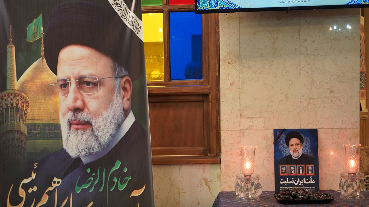 عزاداری مردم آبگرم در رثای رئیس جمهور شهید و همراهان + فیلم