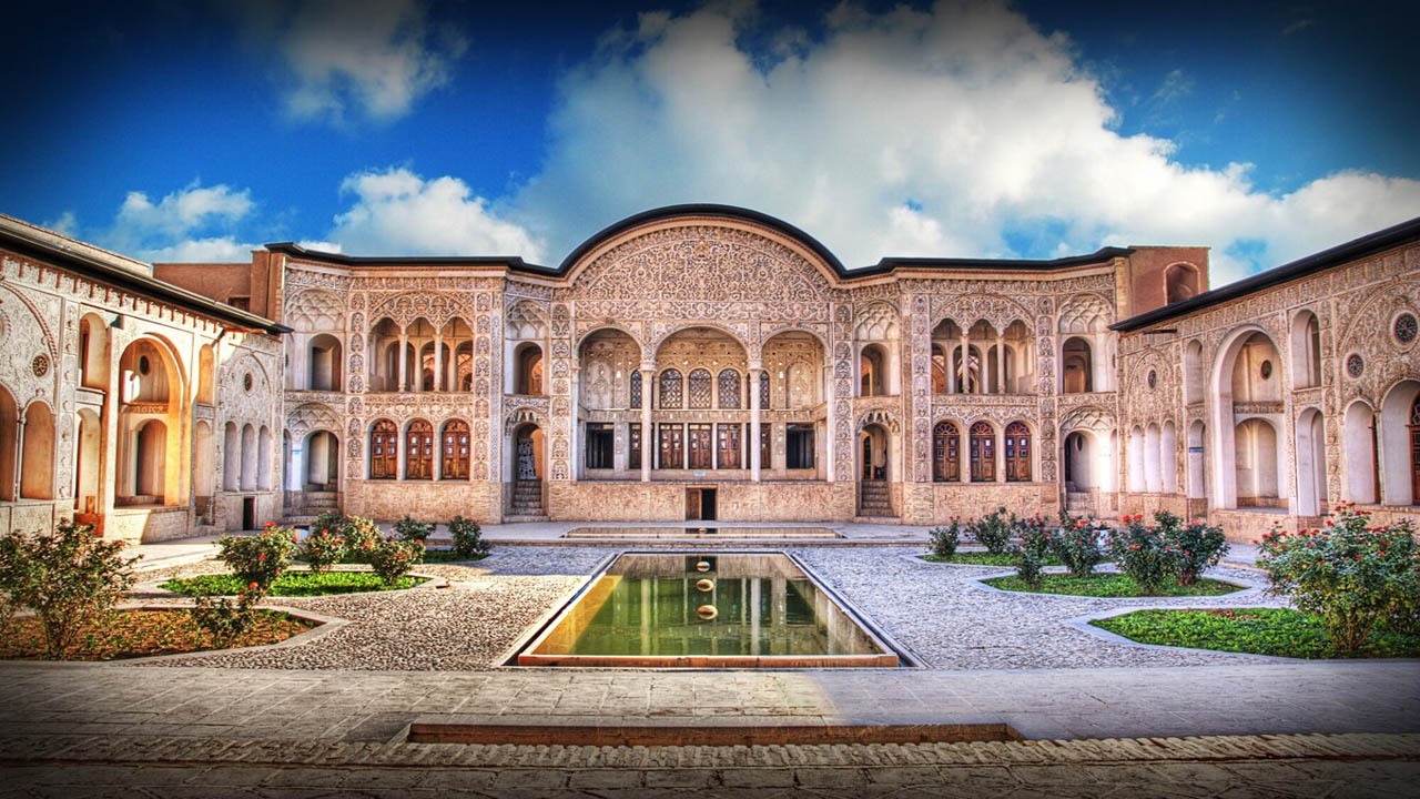 اثر حجاب بر معماری ایرانی- اسلامی