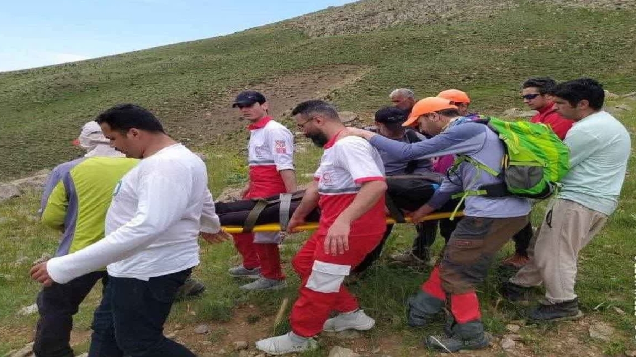 فوت کوهنورد ۶۵ ساله در قله یخبند