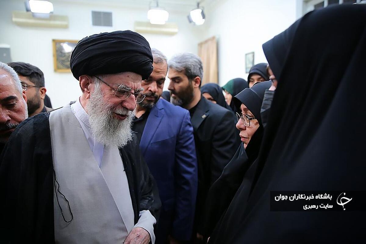 احترام ویژه رهبر انقلاب به پدر امام جمعه شهید تبریز + فیلم