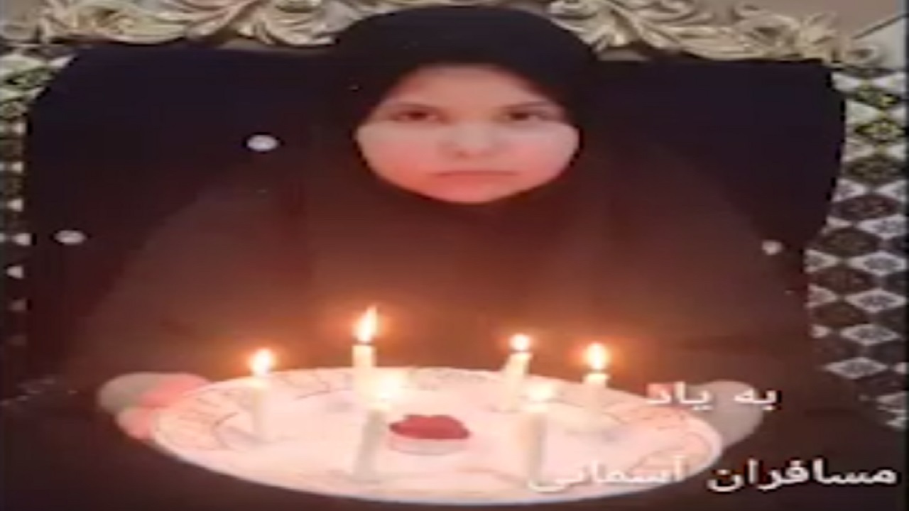 دختر بچه خرمشهری به احترام شهدا در روز تولدش به فوت شمع اکتفا کرد + فیلم