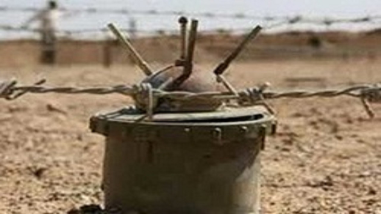 انفجار مین راننده کمباین را مجروح کرد