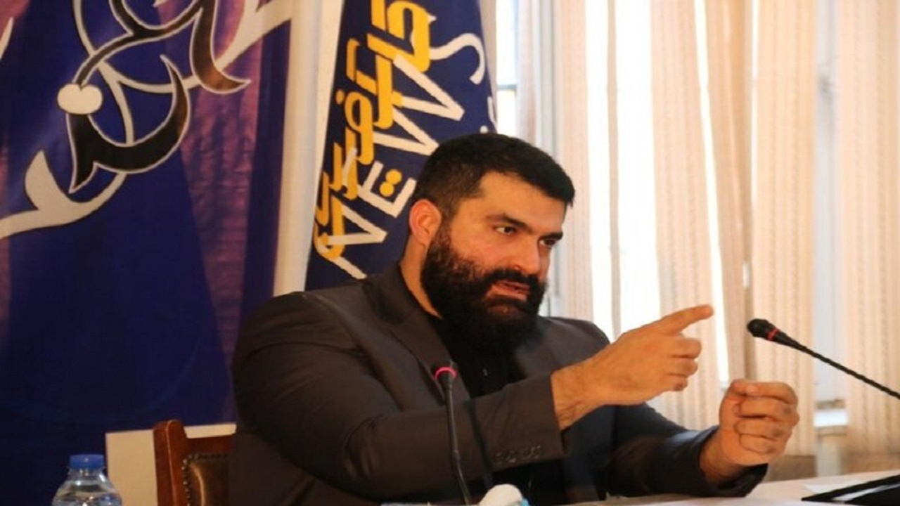 خون شهدای خدمت آبیاری درخت انقلاب اسلامی ایران است
