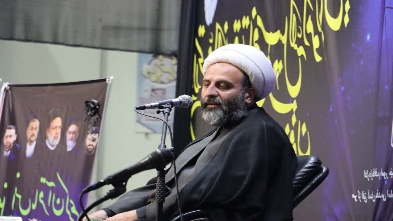 شهید رئیسی کارهای بزرگی پایه گذاری کرد