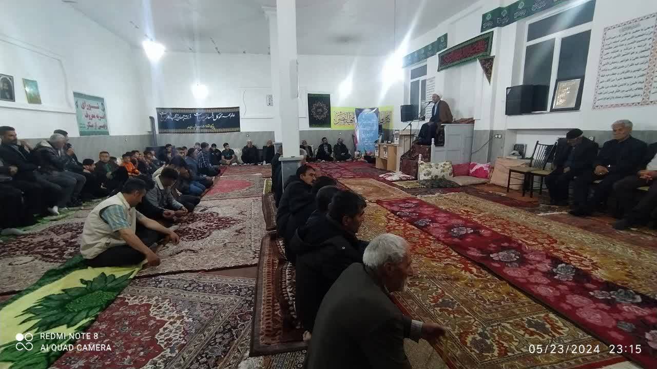 اجتماع مردم روستای مرتضی قلی کندی برای بزرگداشت رئیس جمهور رئیس و همراهانش
