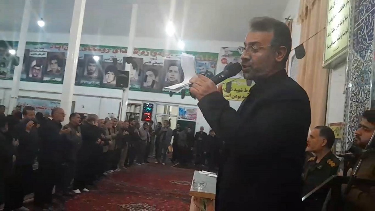 مرثیه خوانی اهالی روستای خان آباد در فراق رئیس جمهور شهید و یارانش + فیلم