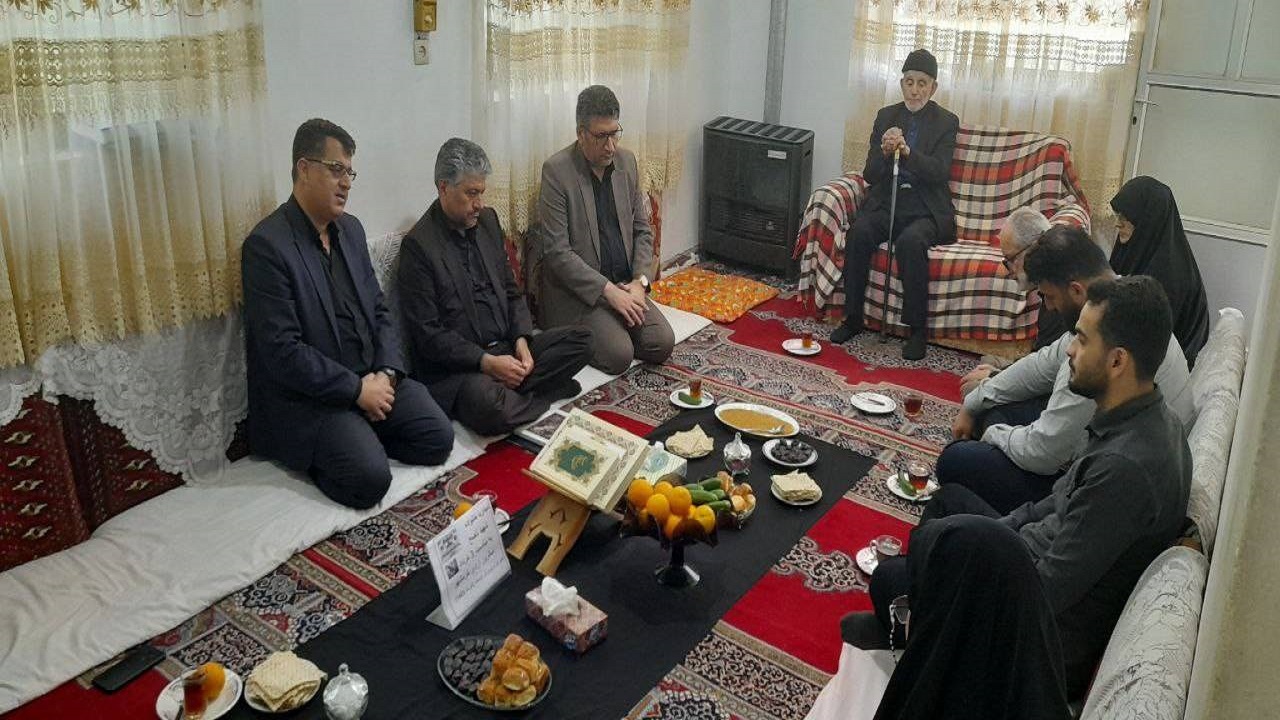 دیدار با خانواده شهید اسماعیل ناصح در روستای ماتک + تصاویر