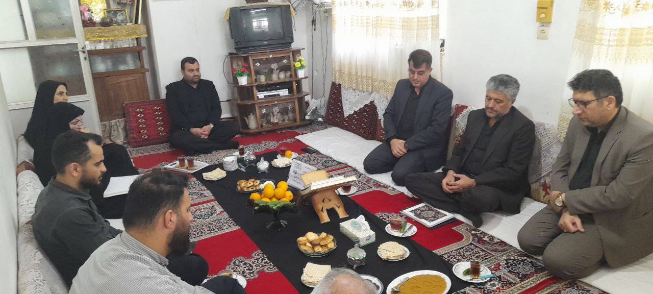دیدار با خانواده شهید دفاع مقدس