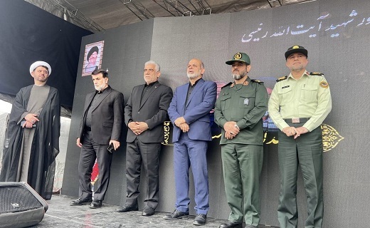 اجتماع گیلانیان در سوگ شهادت رئیس جمهور و همراهانش