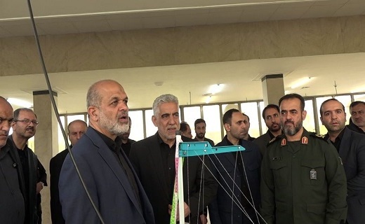 بازدید وزیر کشور از کارخانه پوشش رشت
