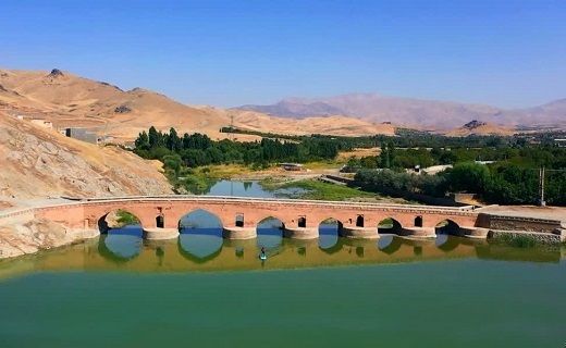 زنده نگه داشتن هویت و فرهنگ کردستان با نگهداری از بناهای تاریخی