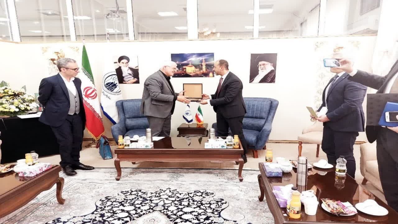 ایران همواره در شرایط بحرانی در کنار افغانستان بوده است