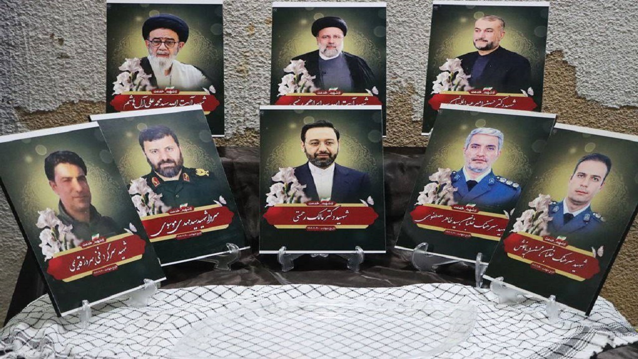 تصاویری از مراسم گرامیداشت خادم الرضا شهید آیت الله رئیسی در لارستان