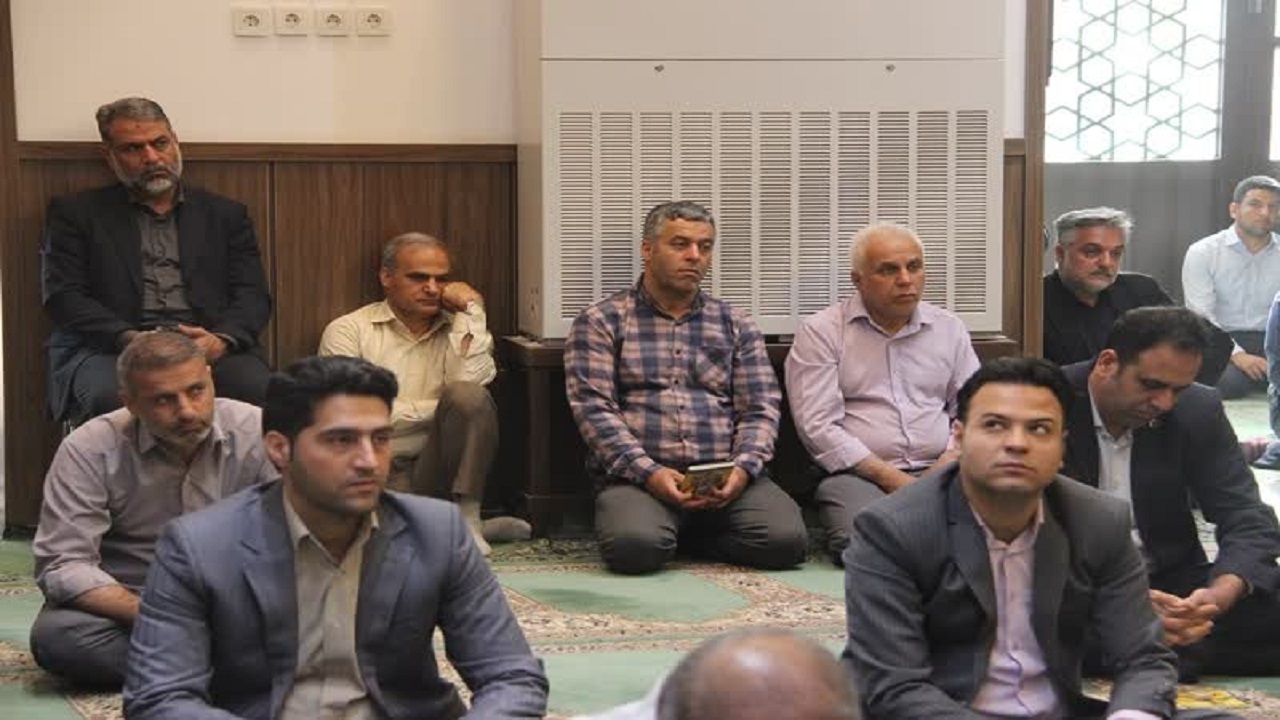 برگزاری مراسم بزرگداشت رئیس جمهور شهید در شرکت آبفای یزد