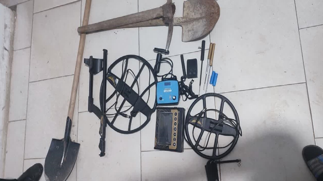 دستگیری ۳ حفار غیر مجاز در شهرستان نوشهر
