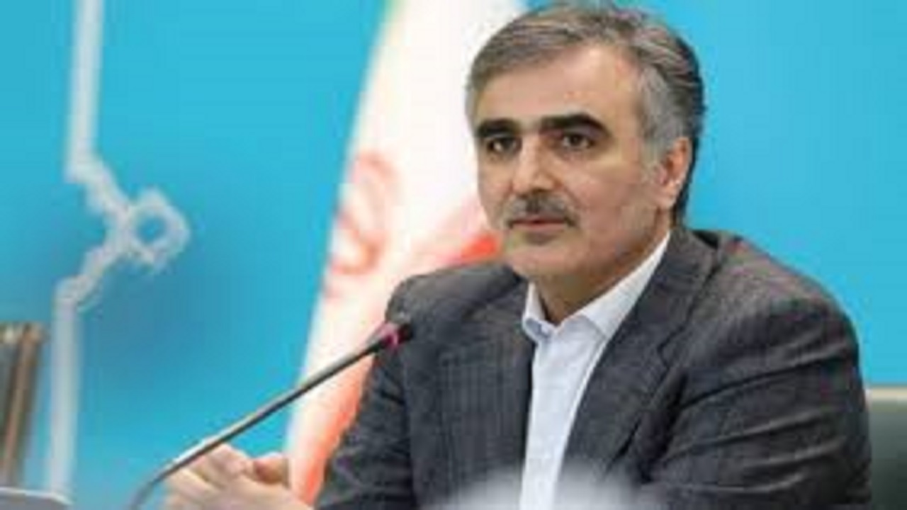 انتقاد تند مجری تلویزیون از رفتار دوگانه رئیس بانک مرکزی + فیلم