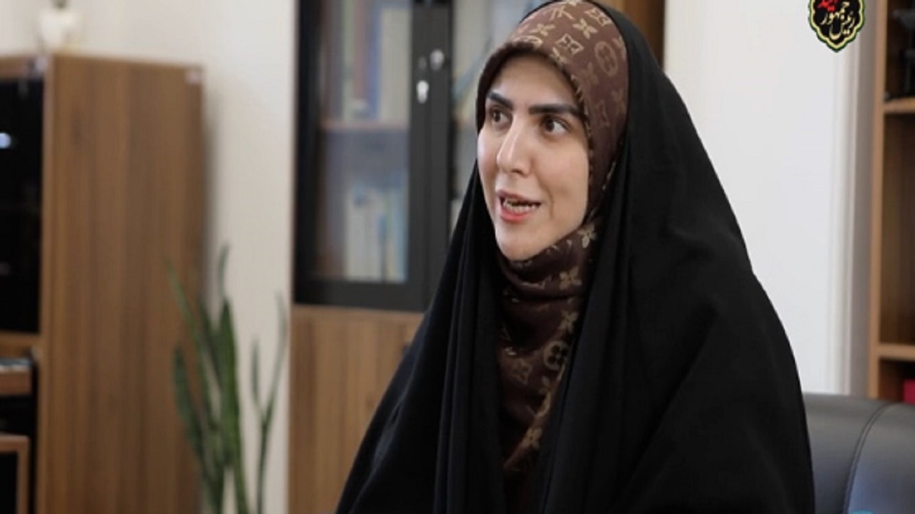 علائم بیماری اسکیزوفرنی و عوامل ابتلای به آن + فیلم