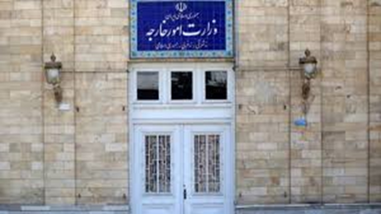احضار حافظ منافع کانادا در تهران به وزارت‌ امور خارجه