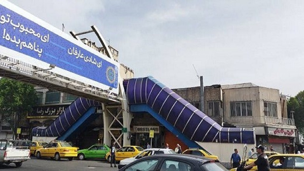 گلایه از جمع آوری پله برقی پل‌های عابر پیاده در محله افسریه تهران