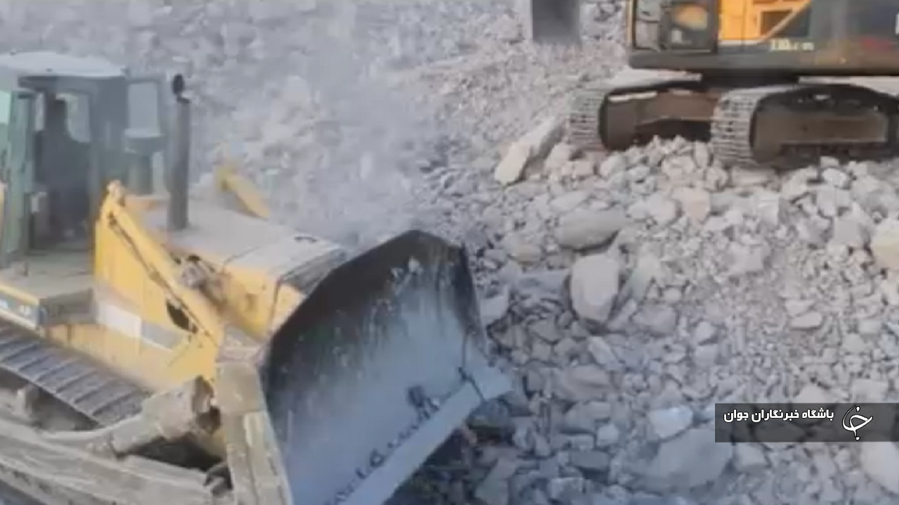 جستجوی مفقودین معدن شن و ماسه شازند شبانه روزی شد