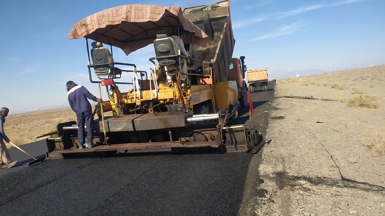 ۴۵ کیلومتر از راه‌های روستایی جنوب سیستان و بلوچستان آسفالت شد