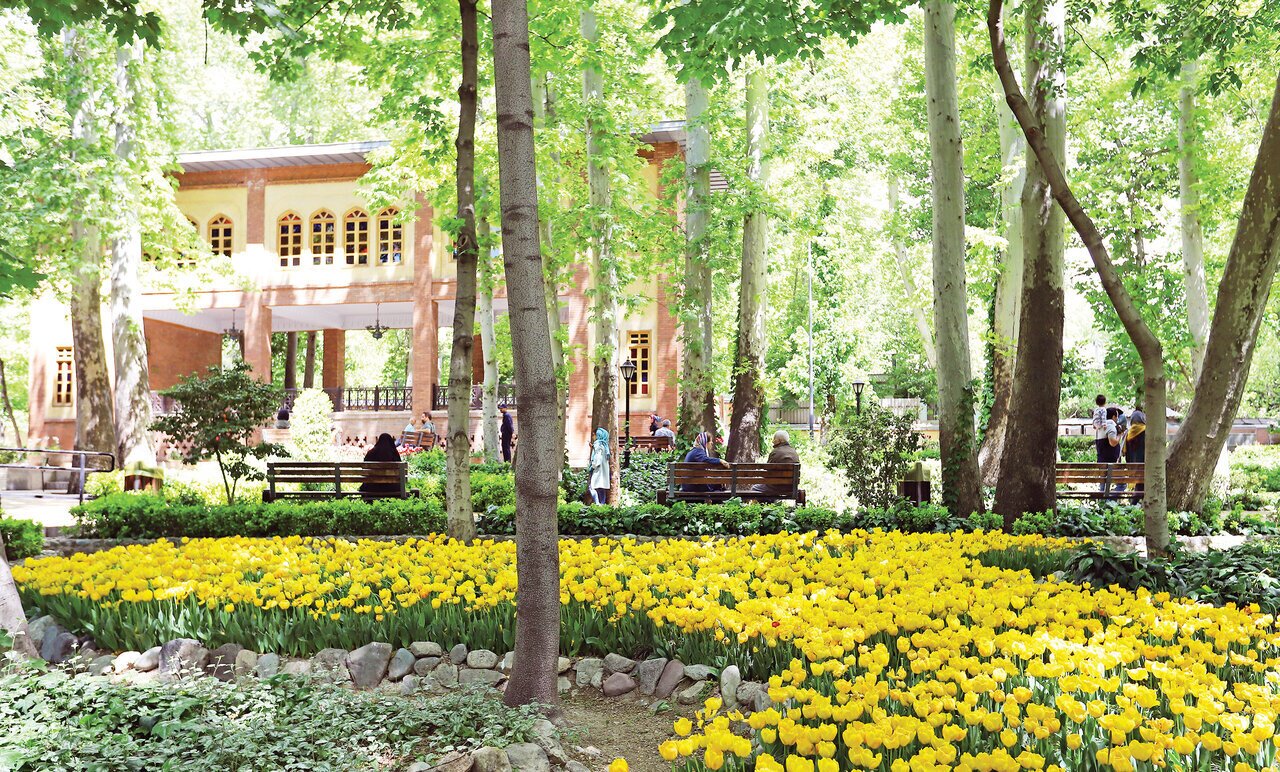 باغ و عمارت بهشتی
