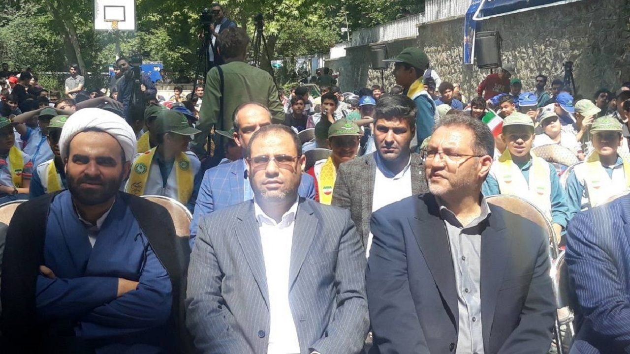 آغاز فعالیت‌های تابستانی اردوگاه شهید باهنر با حضور دانش‌آموزان