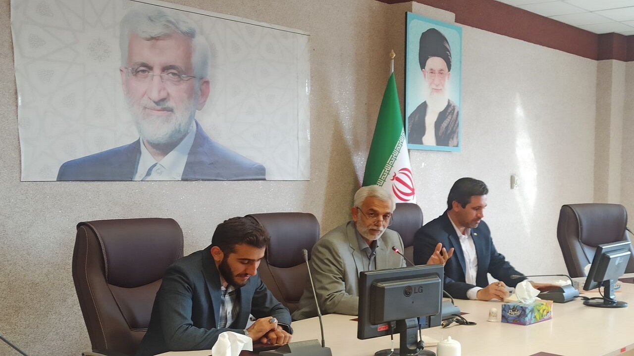 با گفتگوهای میدانی به دنبال جذب آرا هستیم