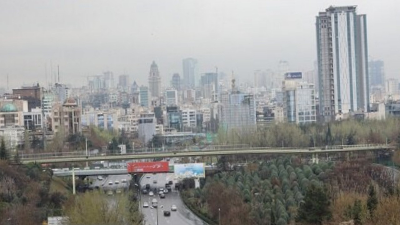 هوای تهران در وضعیت قابل قبول است