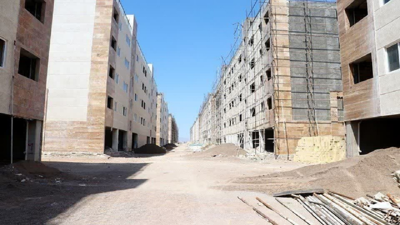 تحویل ۶۳۶ واحد مسکن ملی بوئین زهرا تا پایان سال