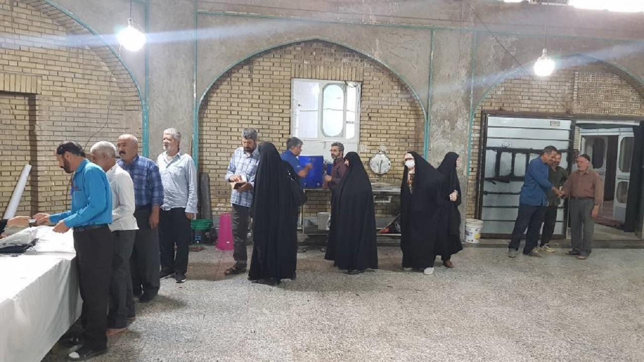 آغاز فرایند رای گیری  دور دوم انتخابات ریاست جمهوری در استان اصفهان