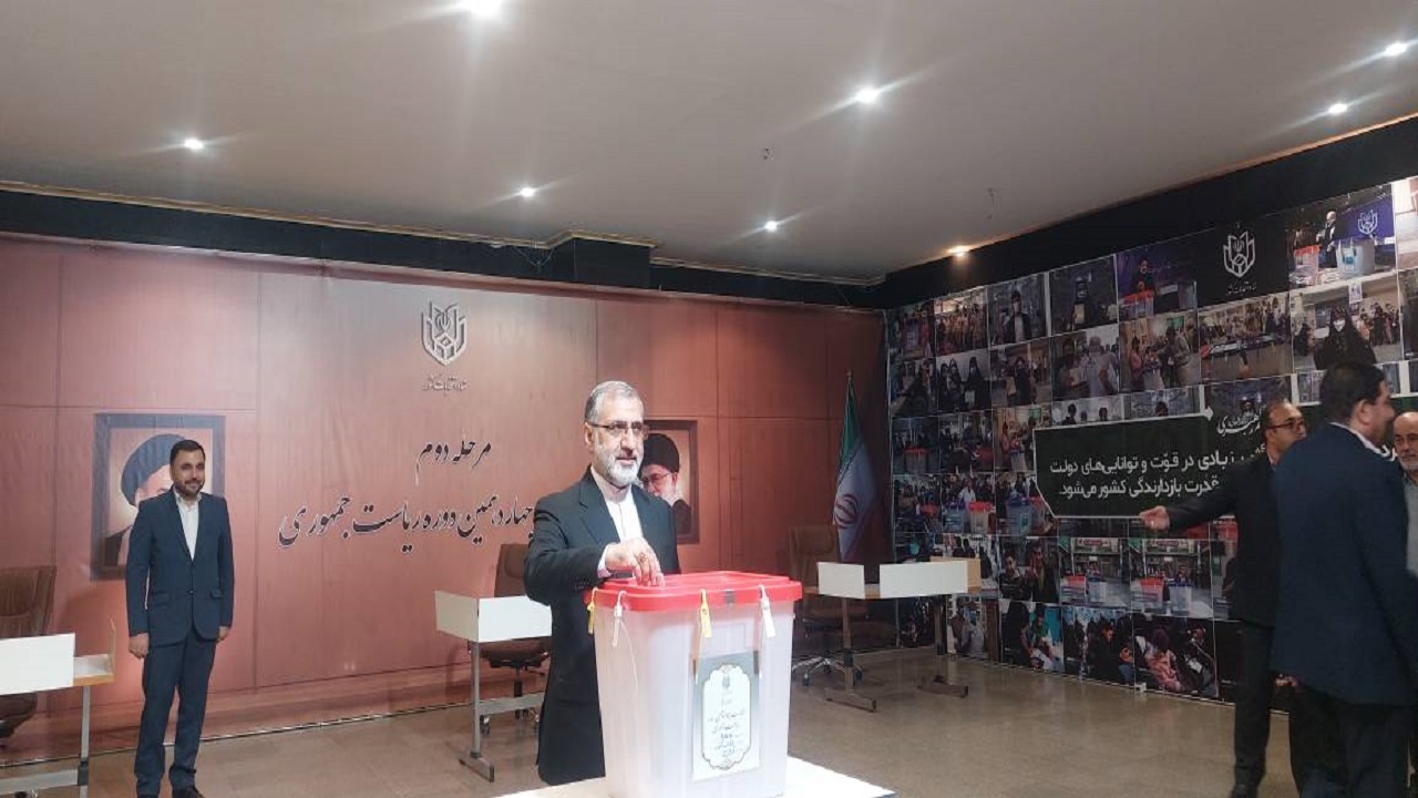 اسماعیلی رای داد