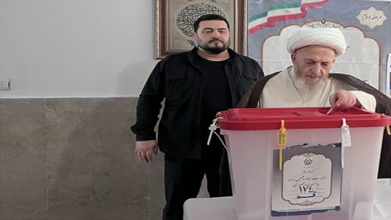 آیت الله سبحانی در دومین مرحله انتخابات ریاست جمهوری شرکت کرد