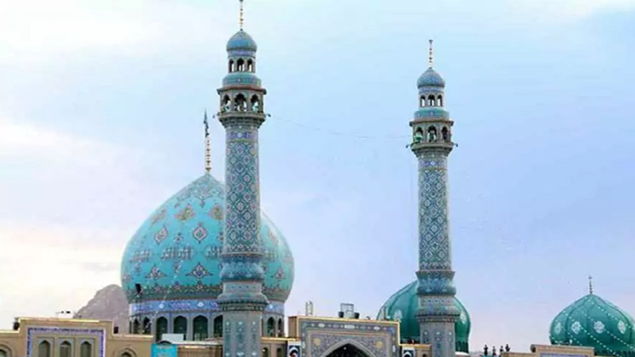 آیین تعویض پرچم مسجد مقدس جمکران برگزار می شود