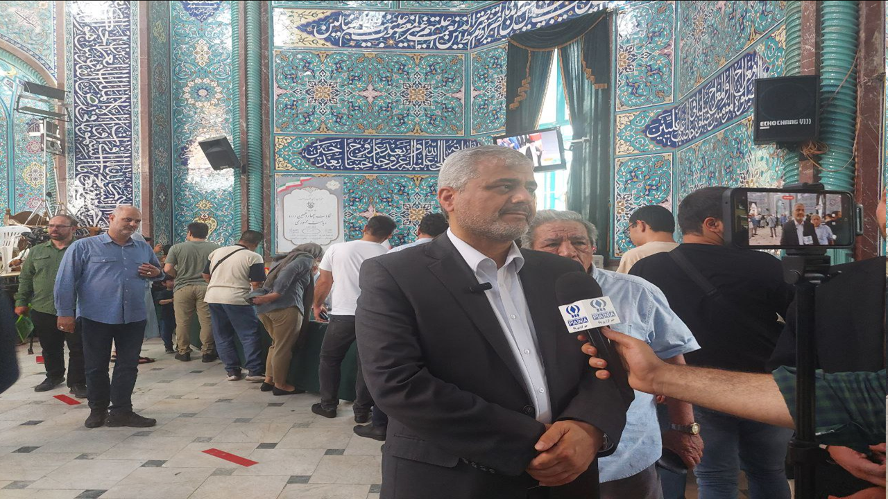 رئیس جمهور باید از تمام ظرفیت‌ها و دیدگاه‌ها در اداره امور کشور استفاده کند