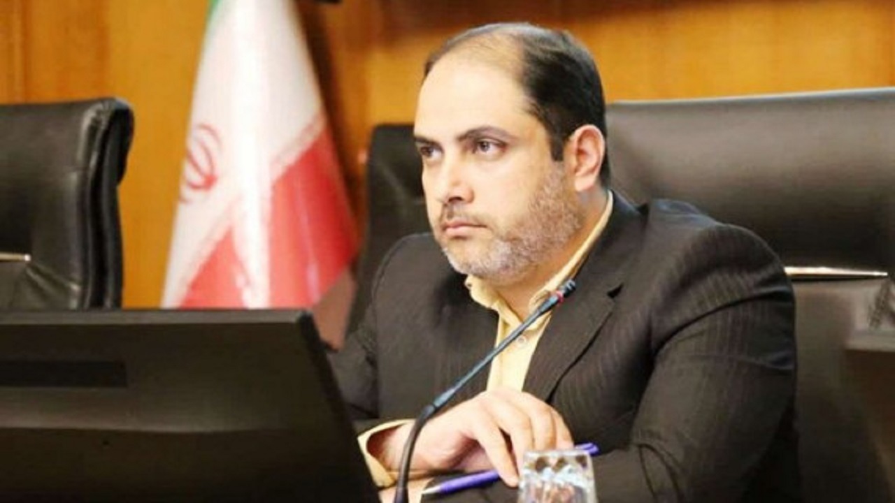 رئیس جمهور منتخب به ظرفیت‌های داخلی و تجربه‌های گذشته توجه کند