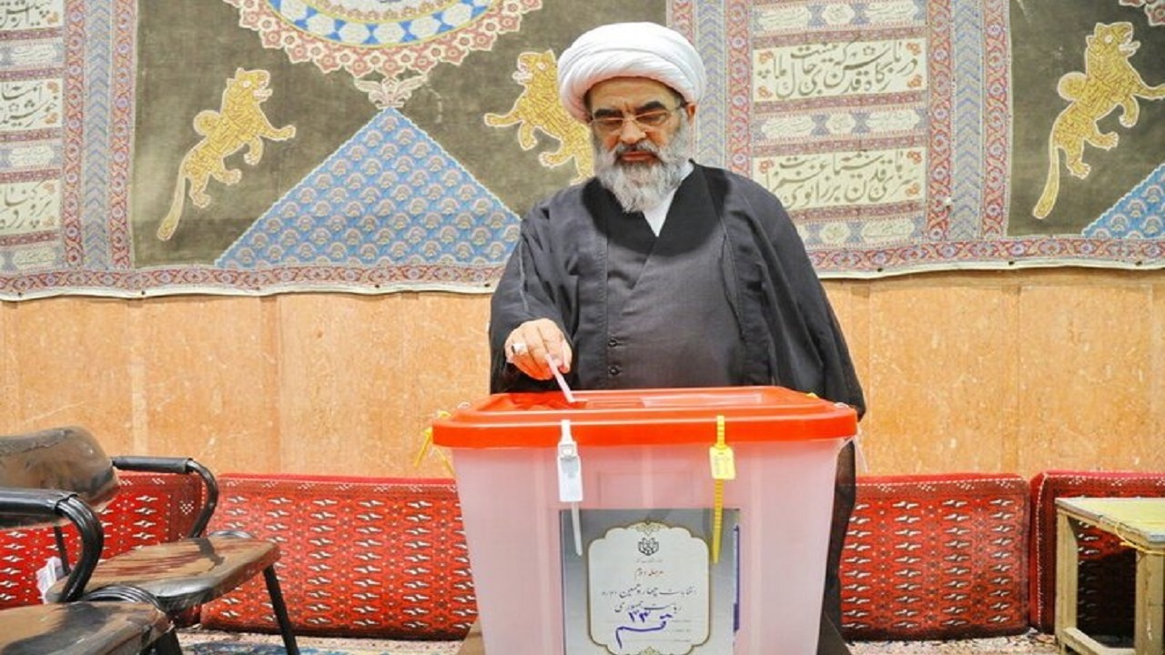 حق تعیین سرنوشت نعمت است