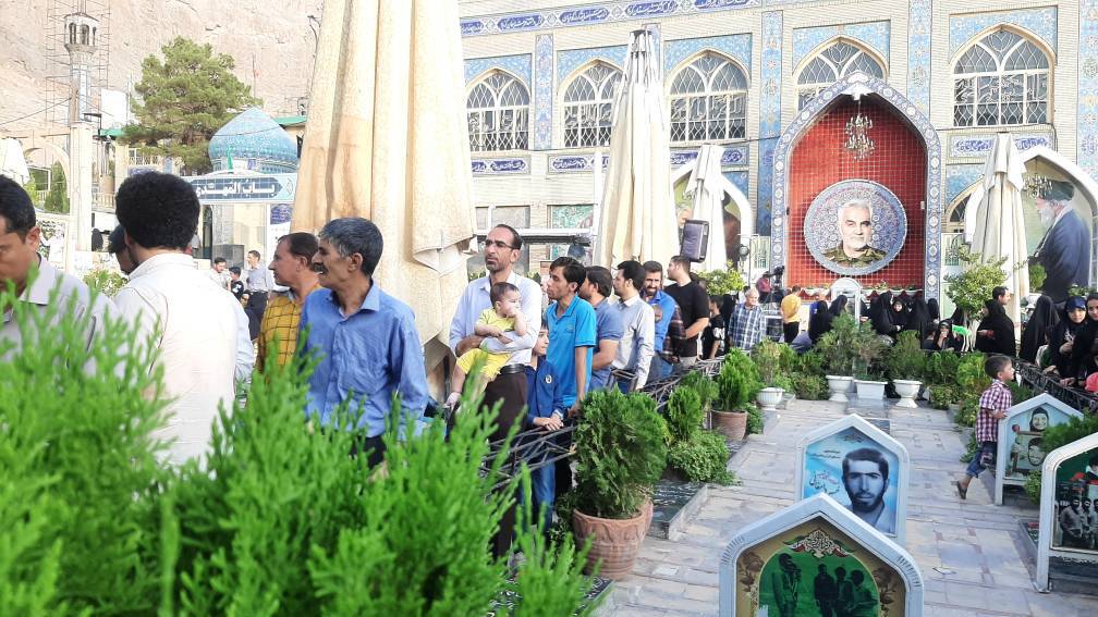 رای گیری در جوار مزارحاج قاسم سلیمانی + تصاویر و فیلم