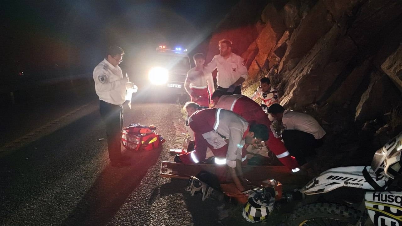 یک مصدوم در حادثه رانندگی در محور قزوین رازمیان