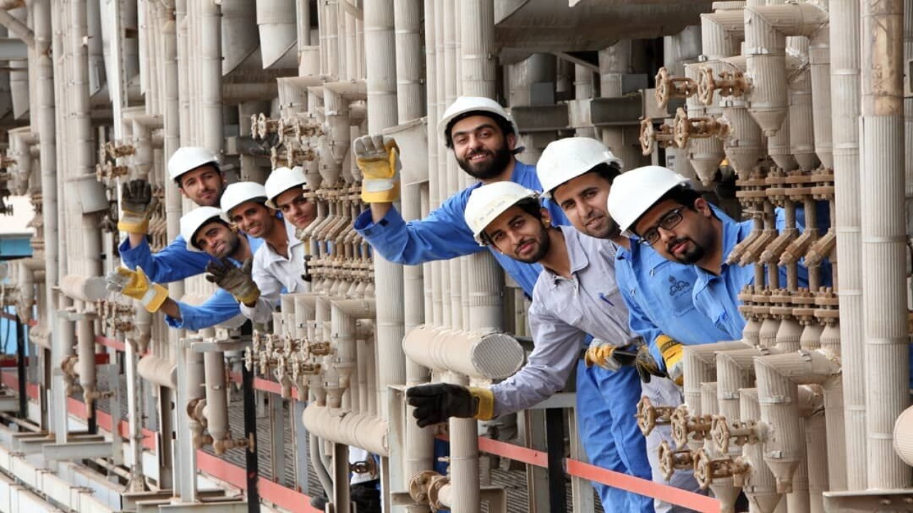 تولیدکنندگان افسران جنگ اقتصادی هستند