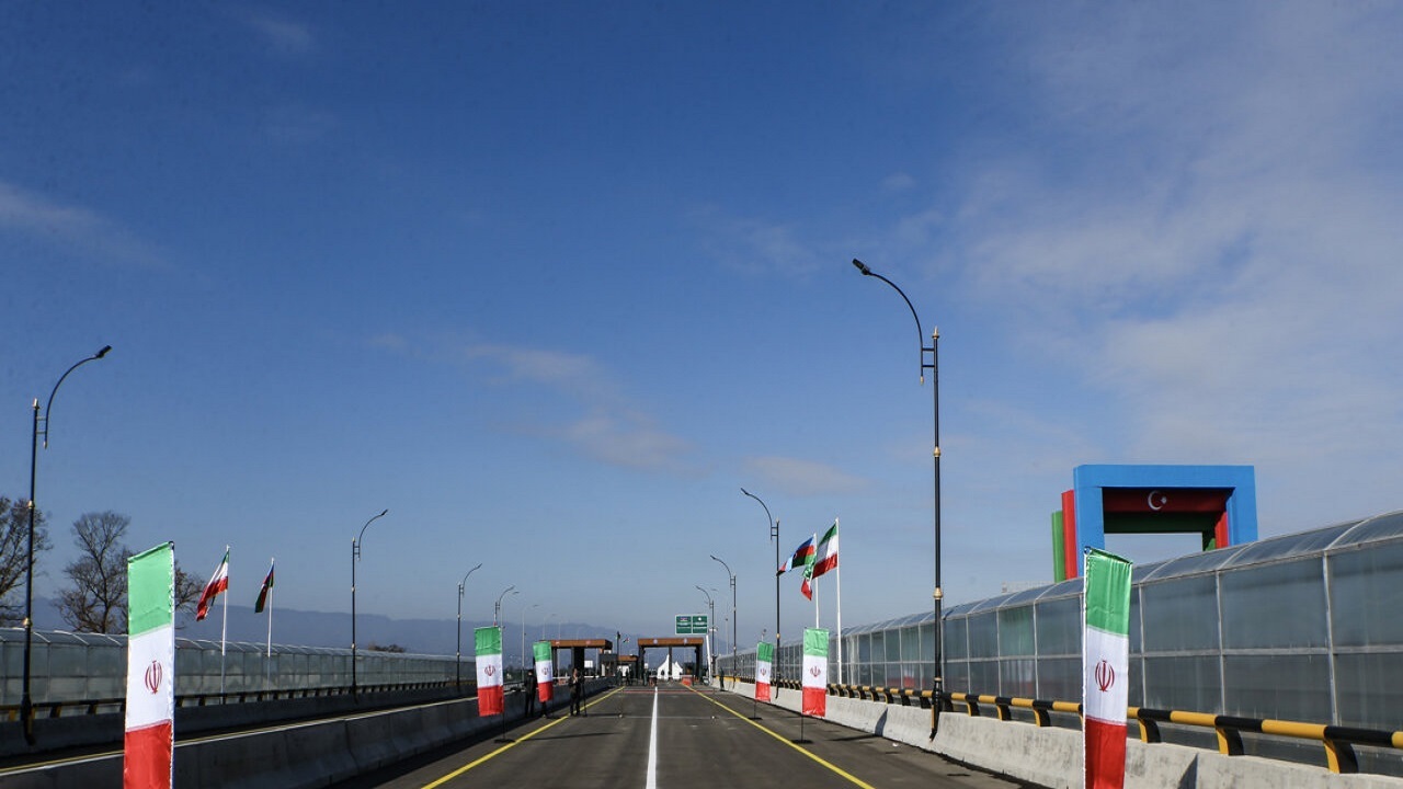۱۸۵ کیلومتر راهسازی در زنجان در دست اجراست