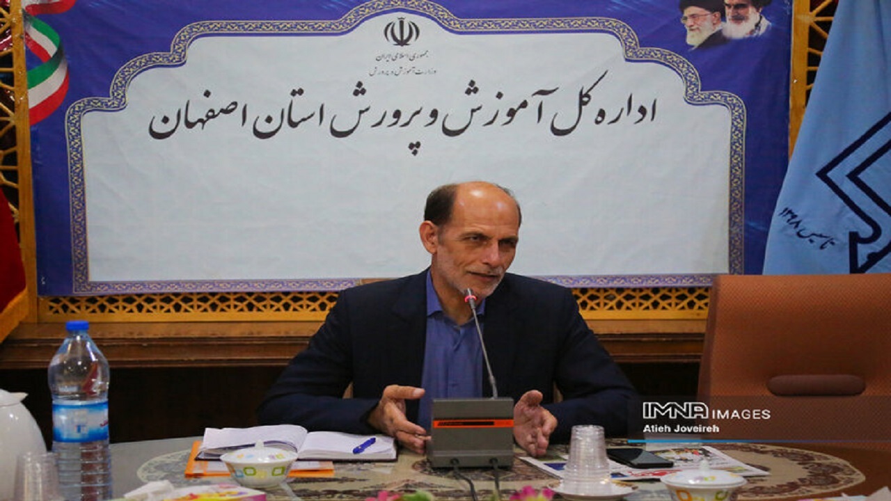 تکمیل نیروی آموزشی اصفهان با جذب ۲۷۰۰ دانشجومعلم