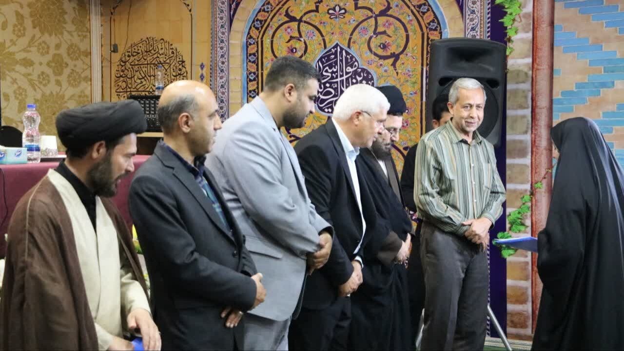تجلیل از خادمین مواکب اربعین اتباع در خراسان رضوی + تصاویر