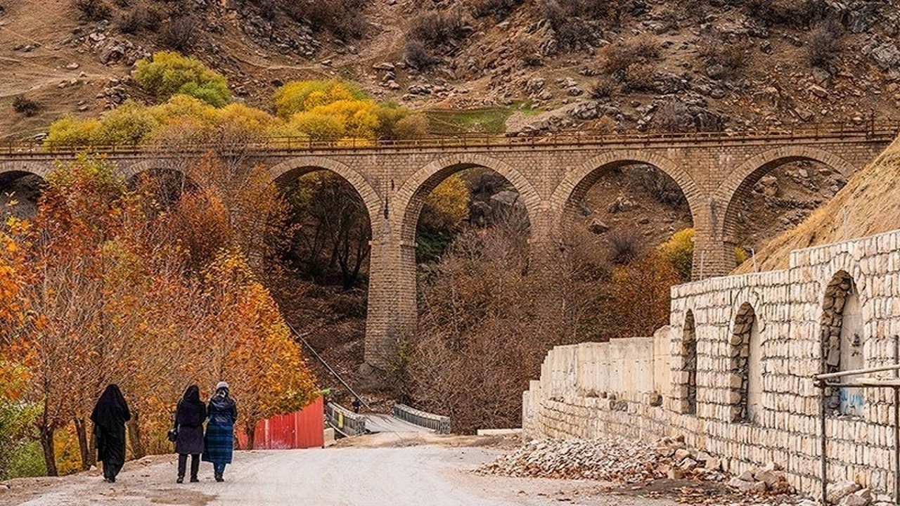 زیباترین ایستگاه قطار ایران، ایستگاه بیشه در لرستان + فیلم